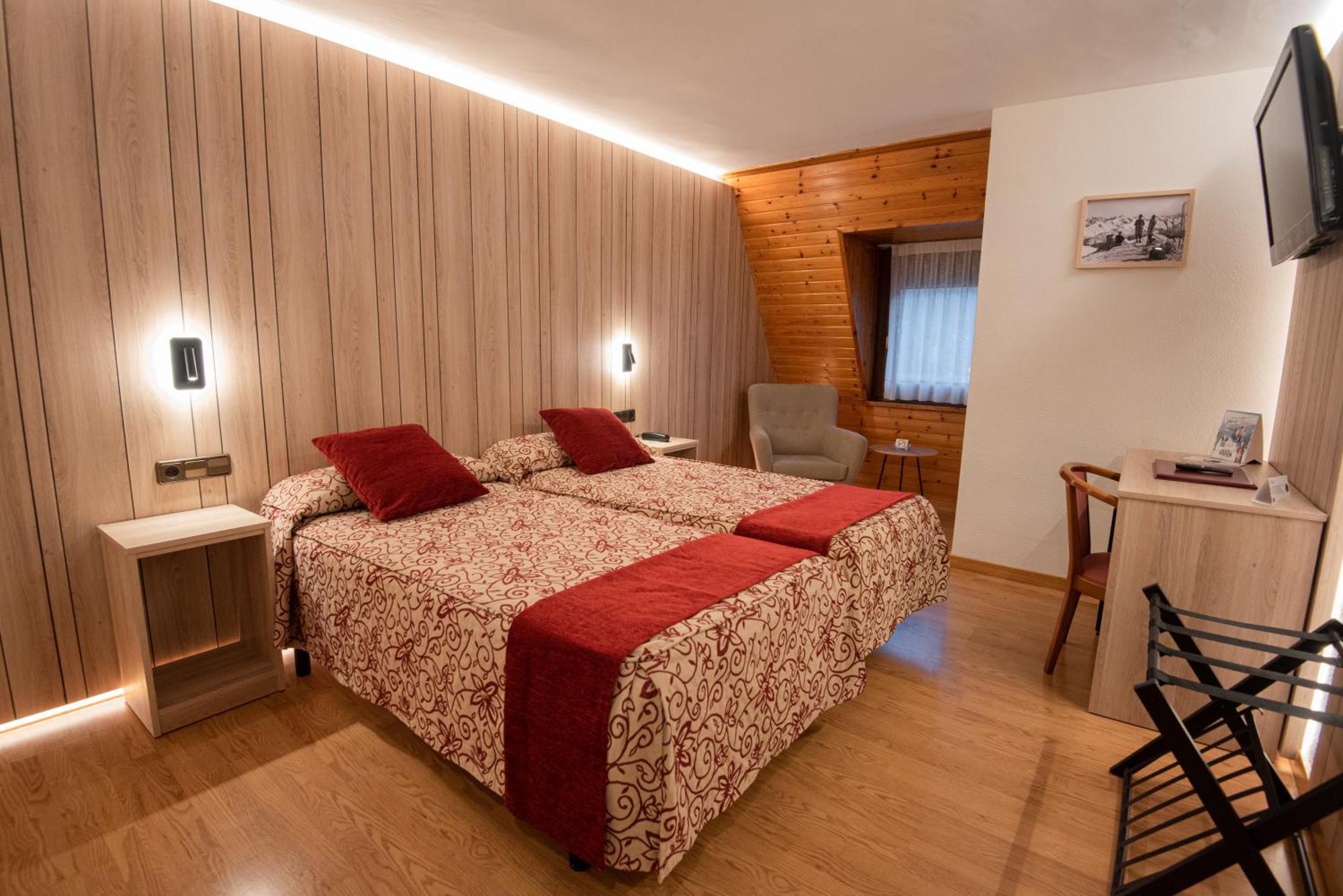Hotel Eth Solan & Spa Vielha e Mijaran Buitenkant foto